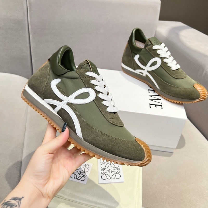 Loewe Sneakers